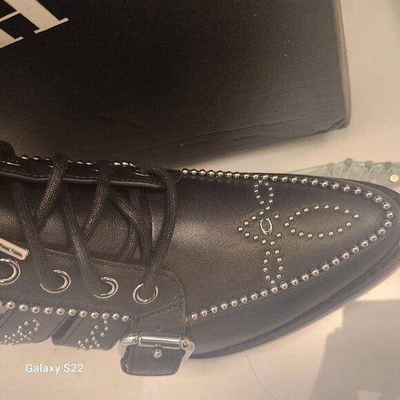 Coach Black Leather "Paisley Cutout" Studded Booties. NIB. Size 6 - Picture 4 of 13